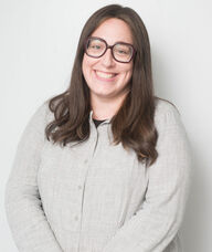 Book an Appointment with Ariella Orner for Free Consultation Calls