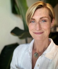 Book an Appointment with Dr. Melanie Snell for Acupuncture