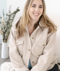 Book an Appointment with Zoe Klein for Psychotherapy