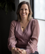 Book an Appointment with Jessie Grosz at Cambridge