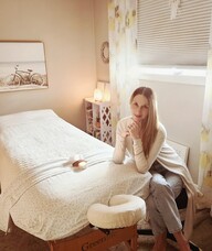 Book an Appointment with Mireille Guillemette (Buttigieg) for Reiki