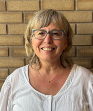 Book an Appointment with Donna (Lynn) Thera for Counselling - Social Worker