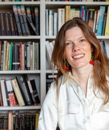 Book an Appointment with Zoë von Nostitz-Tait at Ossington & Dundas