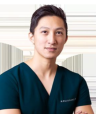 Book an Appointment with Derek Chiu for Osteopathic Therapy